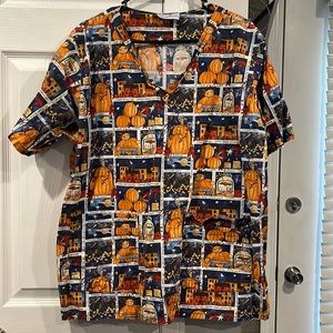 Womens scrub top. Fall pumpkin theme